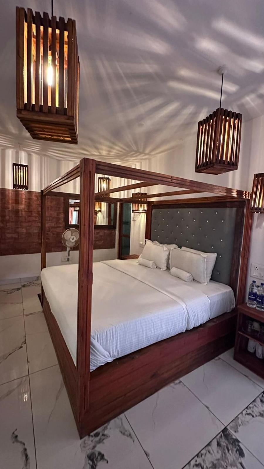 Nidra By Sarwaa Bed and Breakfast Varkala Exteriör bild