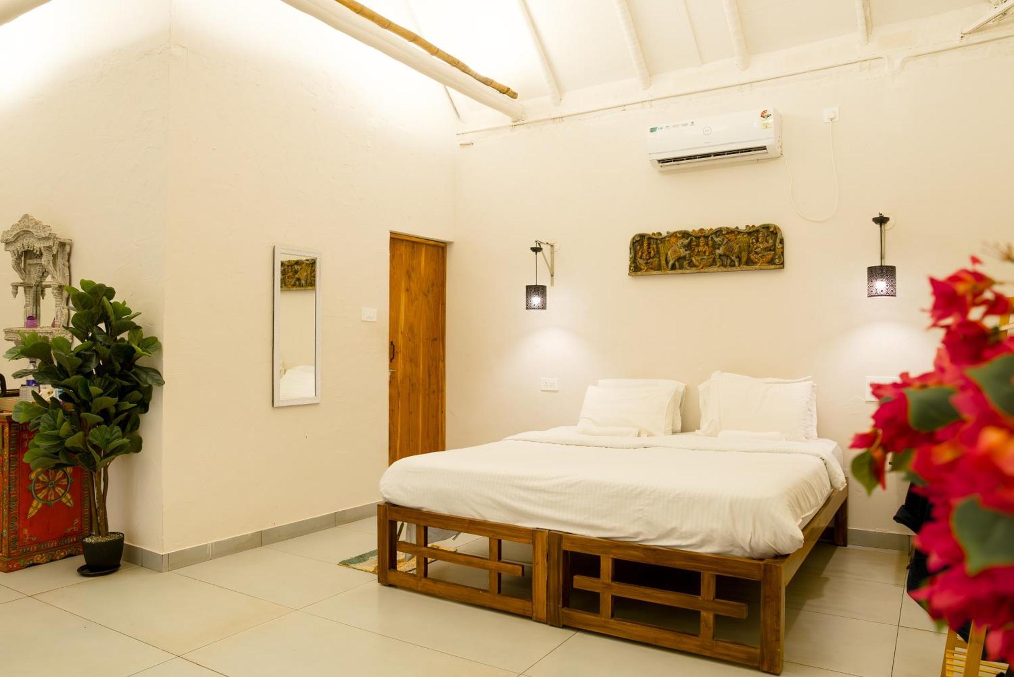 Nidra By Sarwaa Bed and Breakfast Varkala Exteriör bild