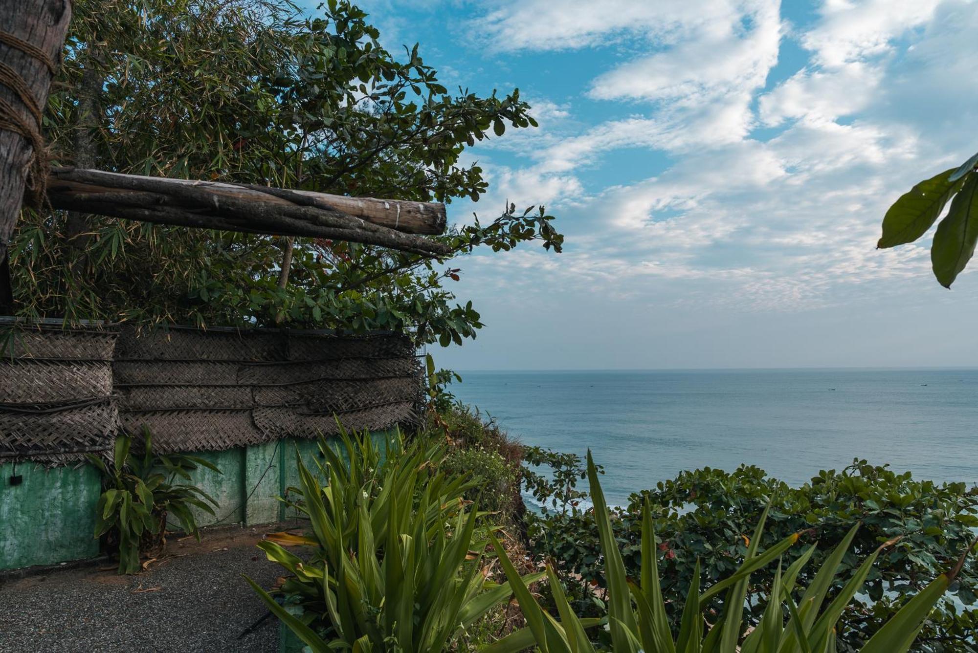 Nidra By Sarwaa Bed and Breakfast Varkala Exteriör bild